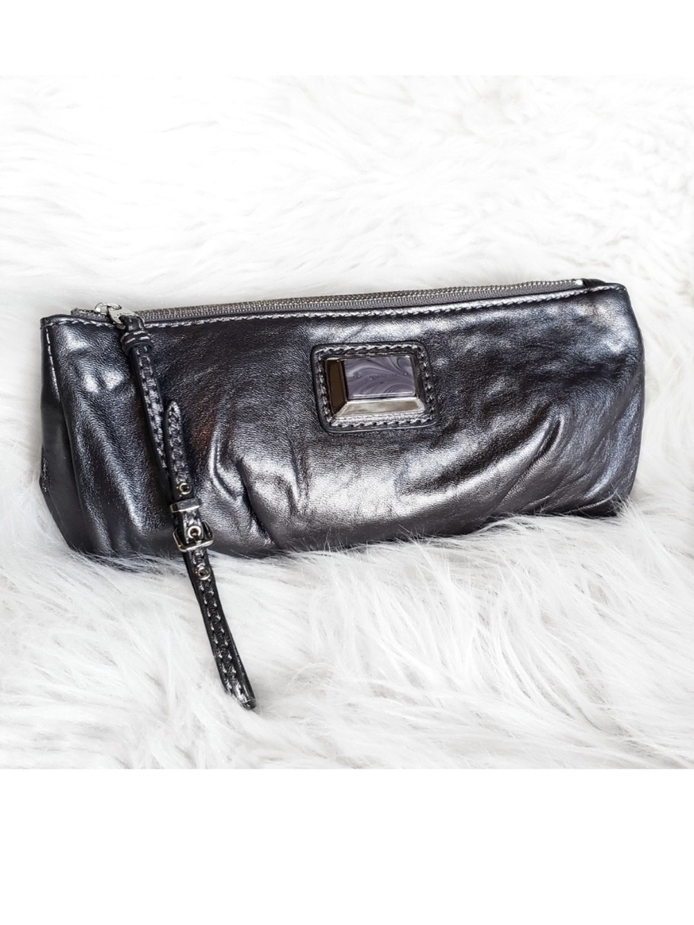 Marc Jacobs Metallic Dark Graphite Leather Top Zip Wristlet Clutch